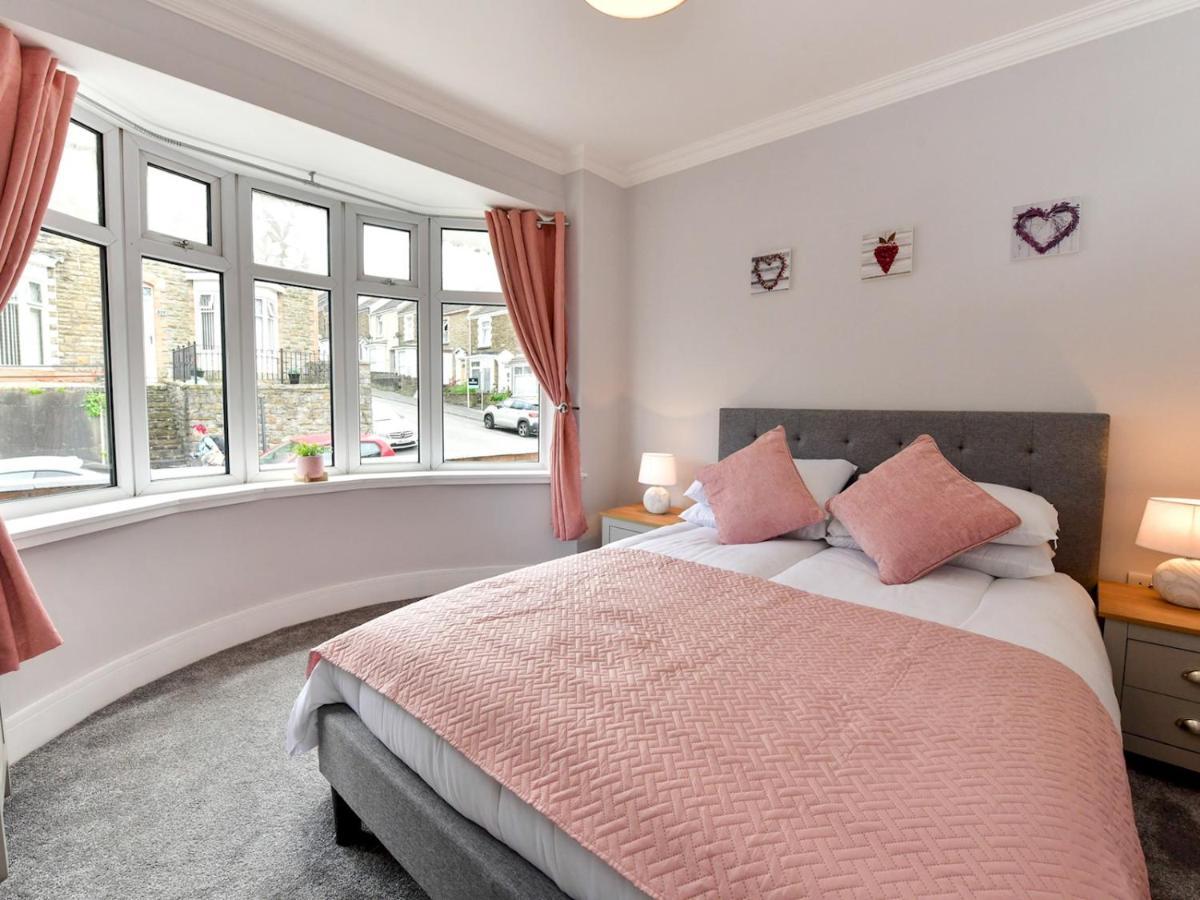 Pass The Keys Newly Refurbished Modern Bungalow - Pets Welcome Villa Swansea Buitenkant foto