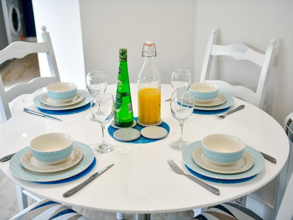 Pass The Keys Newly Refurbished Modern Bungalow - Pets Welcome Villa Swansea Buitenkant foto